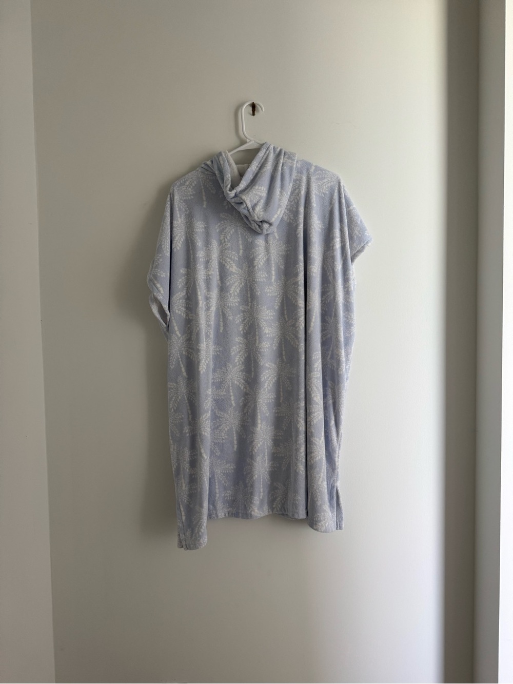 Light Blue Palm-Print Hooded Swim Coverup ~ Throwzy by Mario Lorenz - Picture 4 of 8